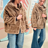 Eco-fur con cappuccio Betta Corradi
